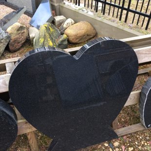 108. Kapu pieminekļi