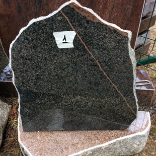 117. Laukakmens kapu pieminekļi