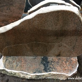 124. Laukakmens kapu pieminekļi