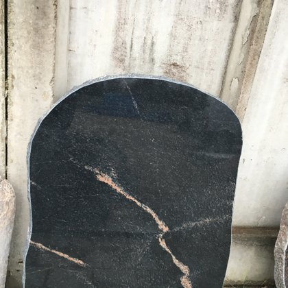 160. Laukakmens kapu pieminekļi