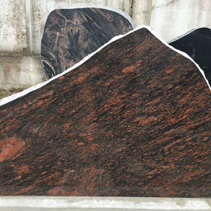 155. Laukakmens kapu pieminekļi