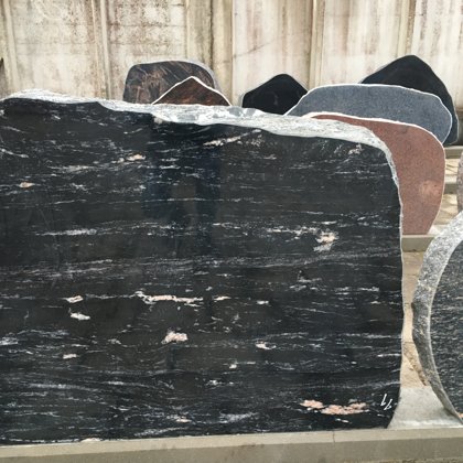 161. Laukakmens kapu pieminekļi