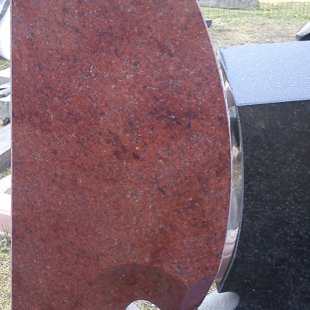 47. Kapu pieminekļi