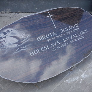 53. Latvijas laukakmens piemineklis