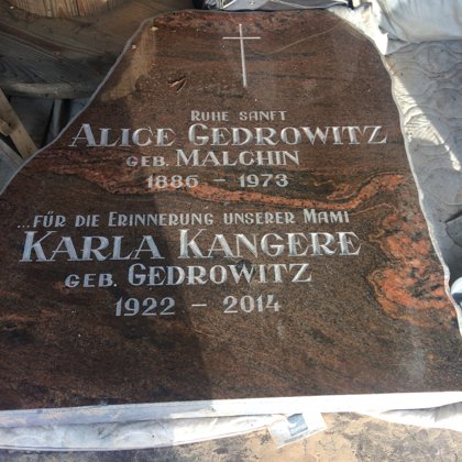 165. Laukakmens kapu pieminekļi