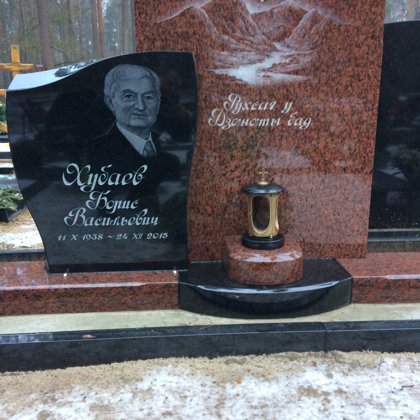 207 granīta kapu piemineklis