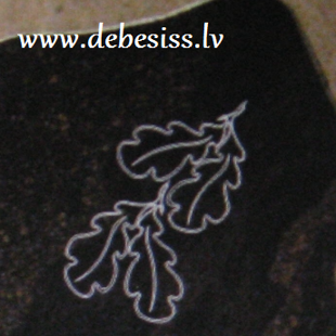 76. Kapakmens ar ozzollapu gravējumu