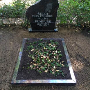 46. Pirmie Meža kapi