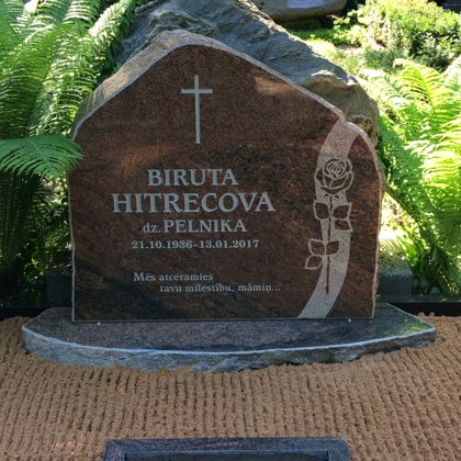 150. Kapu pieminekļi