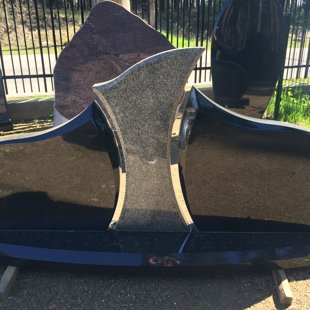 36. Kapu pieminekļi