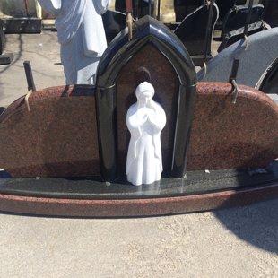 34. Kapu pieminekļi