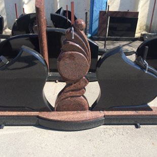 37. Kapu pieminekļi