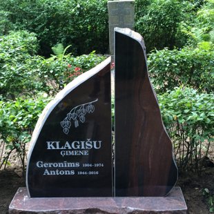 101. Pirmie Meža kapi