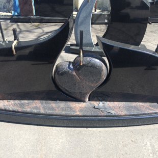 39. Kapu pieminekļi