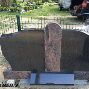 40. Kapu pieminekļi