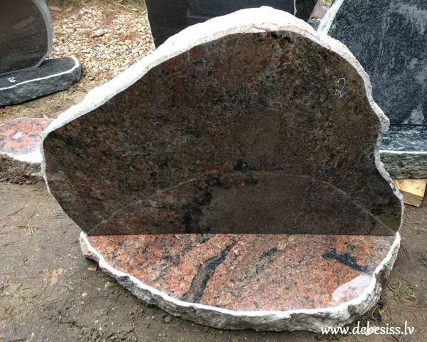 116. Laukakmens kapu pieminekļi