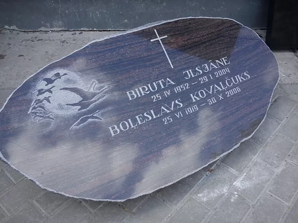 53. Latvijas laukakmens piemineklis