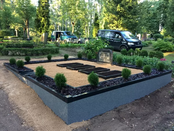 183 kapa vietu restaurācija