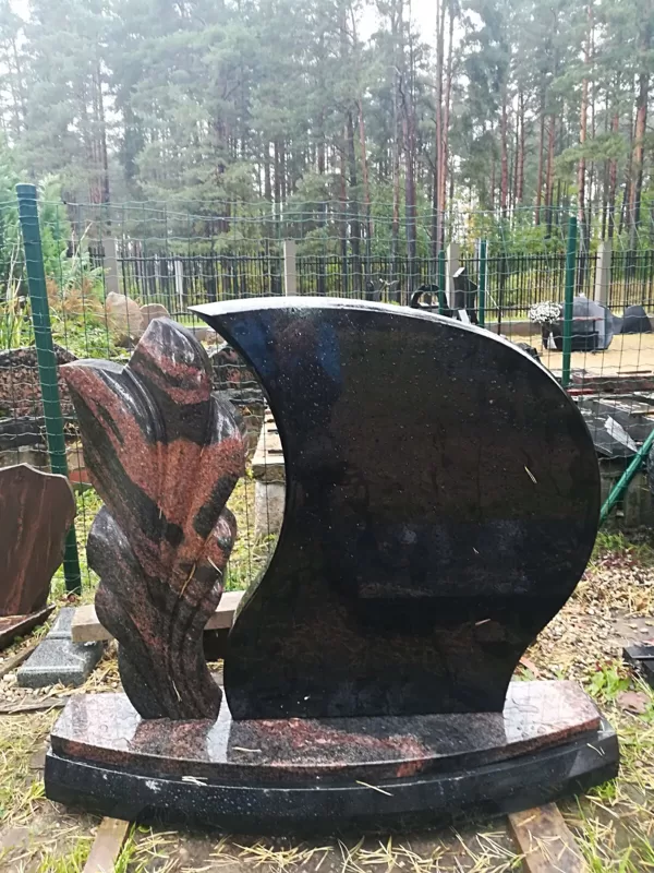 148. Kapu pieminekļi